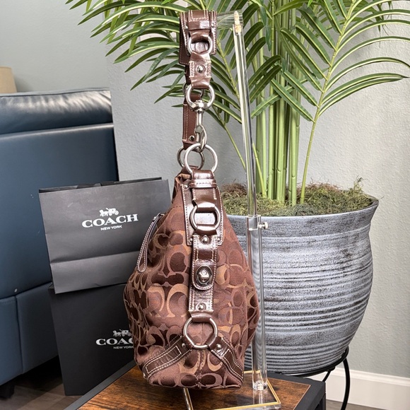Coach Carly Hobo Bag J0926-F13981 Chocolate Brown Signature Shoulder Bag - Picture 3 of 9